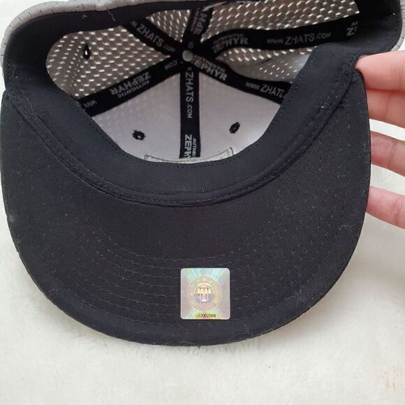 NCAA College World Series Baseball Cap. Mesh. 2011 Inaugural Season. Zephyr Size - Picture 5 of 8